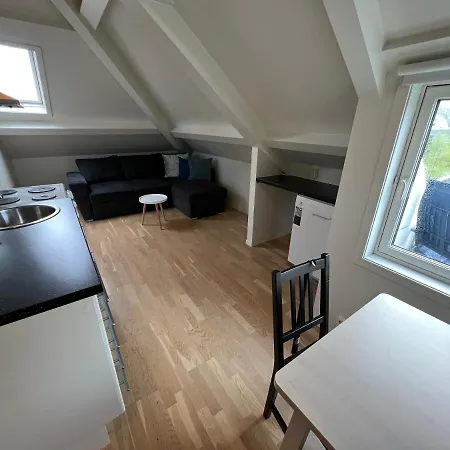 - Lars Vaages Apartment