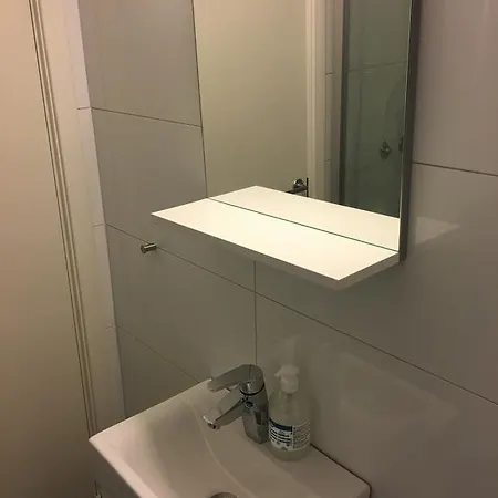 - Lars Vaages Apartment
