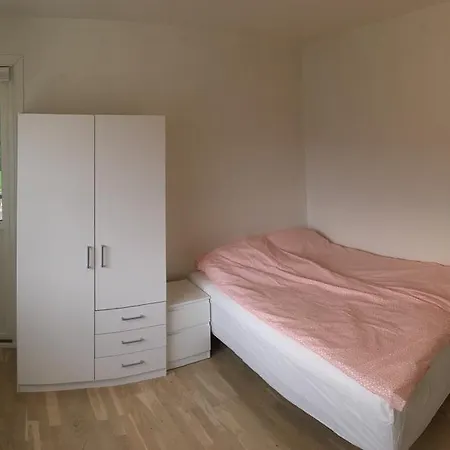 Apartment - Lars Vaages