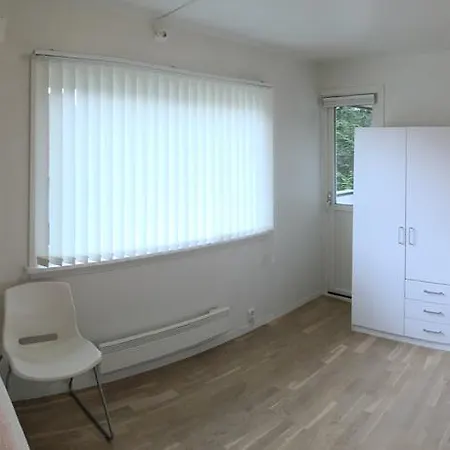 - Lars Vaages Apartment