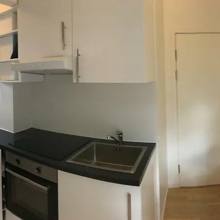 - Lars Vaages Stavanger